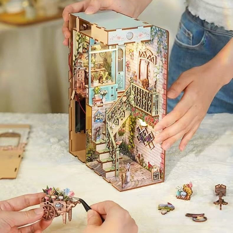 Flower Shop DIY Book Nook Shelf Insert