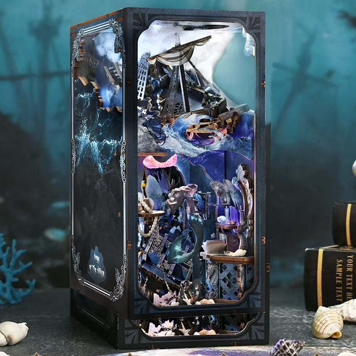 Mermaid DIY Book Nook Kit – Song of the Sirens