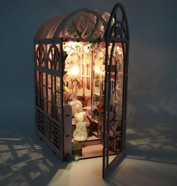 Mini Greenhouse DIY Book Nook Kit