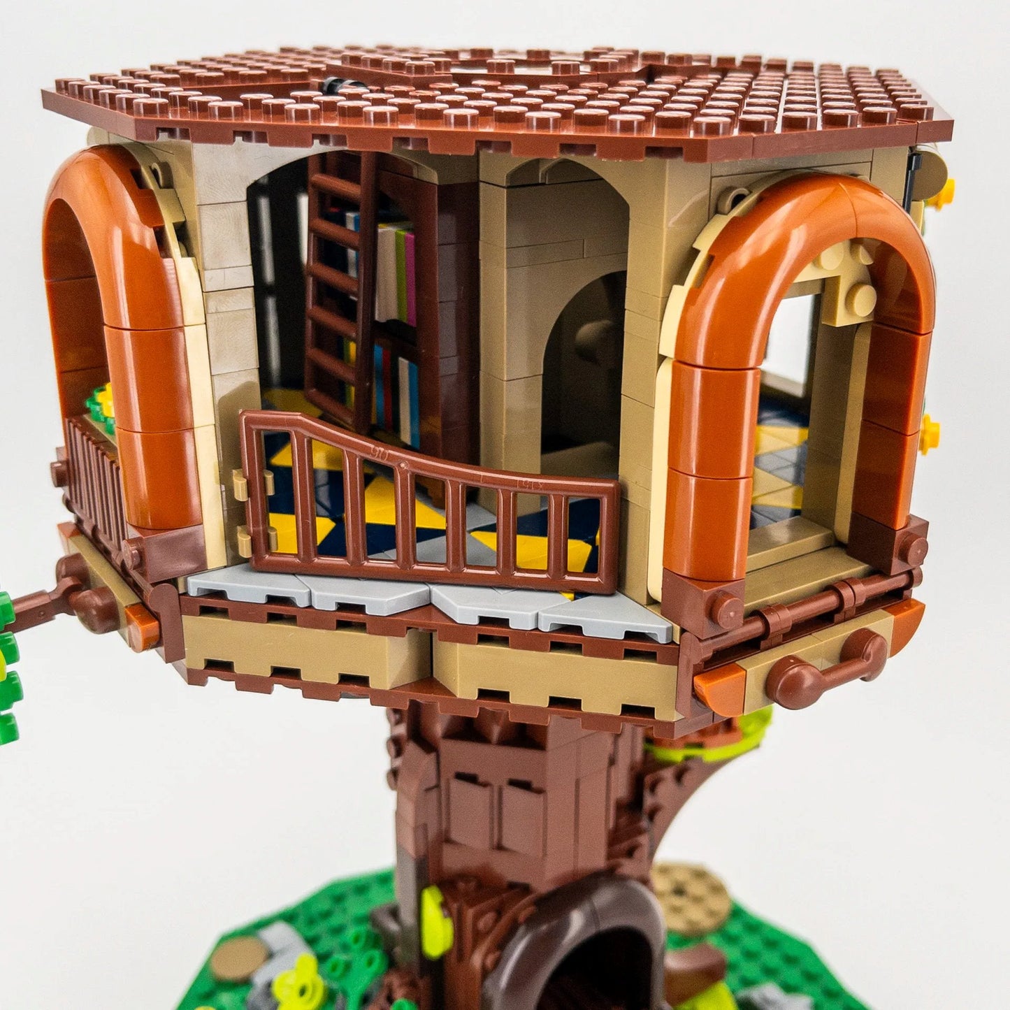Barneys Secret Hideout Tree House Building Blocks LED Light