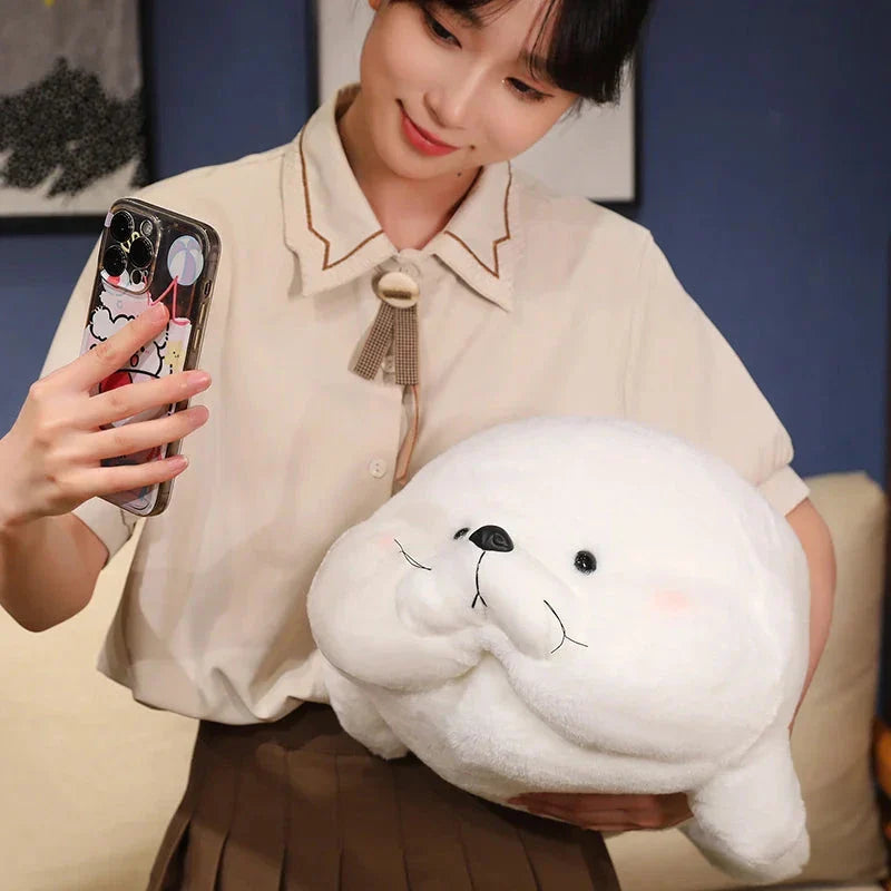 Chubby Cheeks White Grey Seal