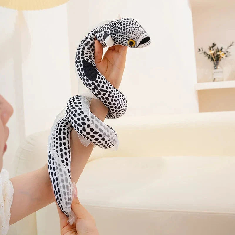 Kumo and Nami Lifelike Sea Eel Plushies