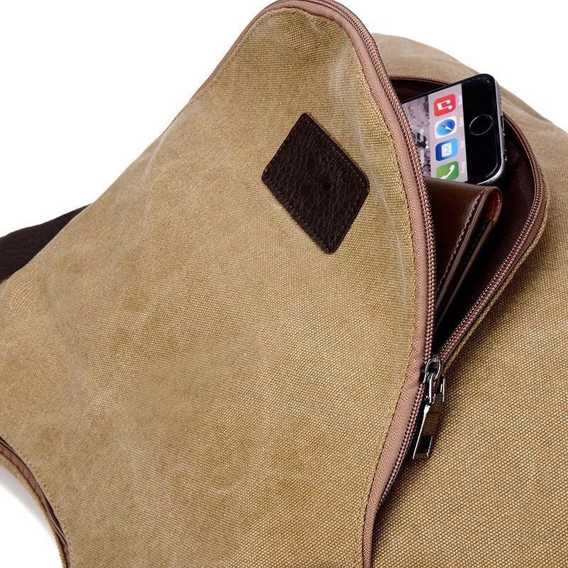 The Outlander Canvas Messenger Bag