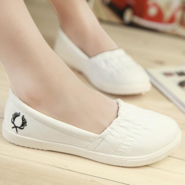 Women Loafers Slip On Flat Shoes Fashion Shallow Casual Shoes