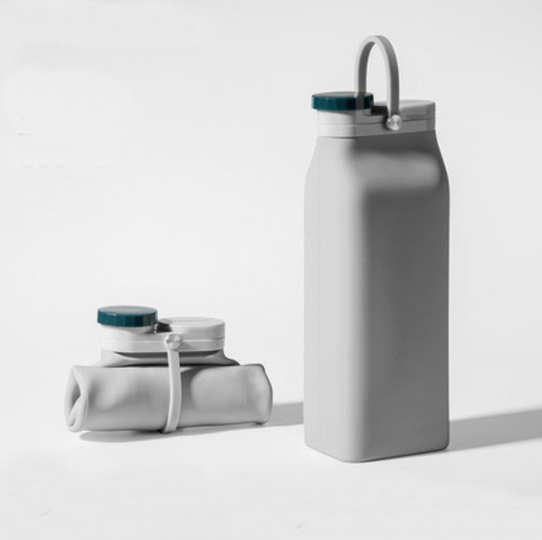 Portable Silicone Water Bottle, with High-Temperature Resistant Design, Easy to Clean, Foldable, Large Capacity and Food Grade Silicone, for Travel, Sports, Camping and More