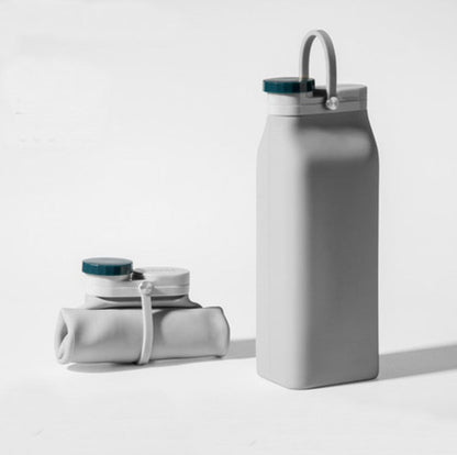 Portable Silicone Water Bottle, with High-Temperature Resistant Design, Easy to Clean, Foldable, Large Capacity and Food Grade Silicone, for Travel, Sports, Camping and More