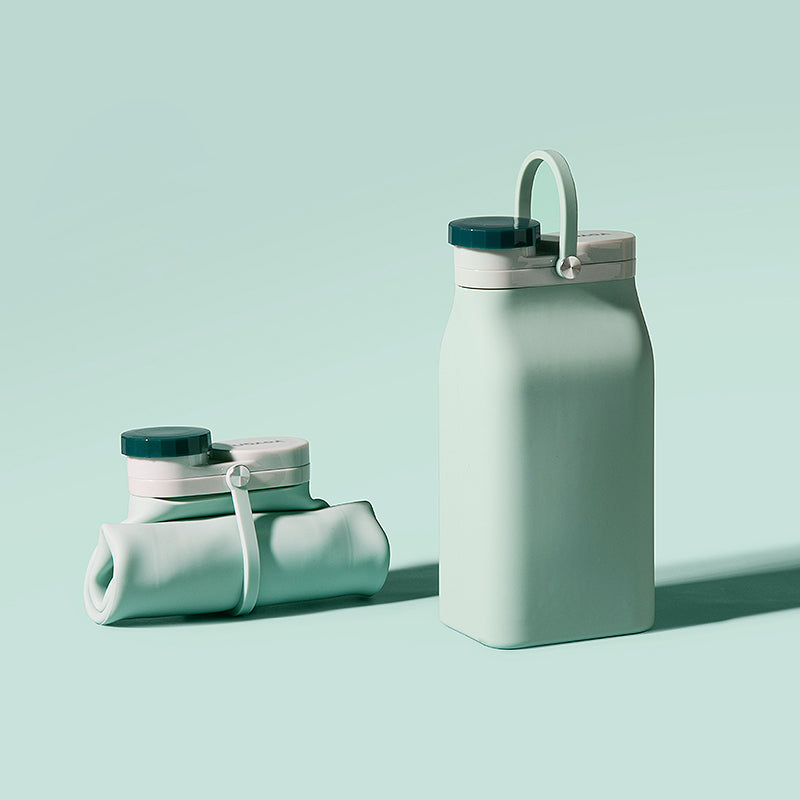 Portable Silicone Water Bottle, with High-Temperature Resistant Design, Easy to Clean, Foldable, Large Capacity and Food Grade Silicone, for Travel, Sports, Camping and More