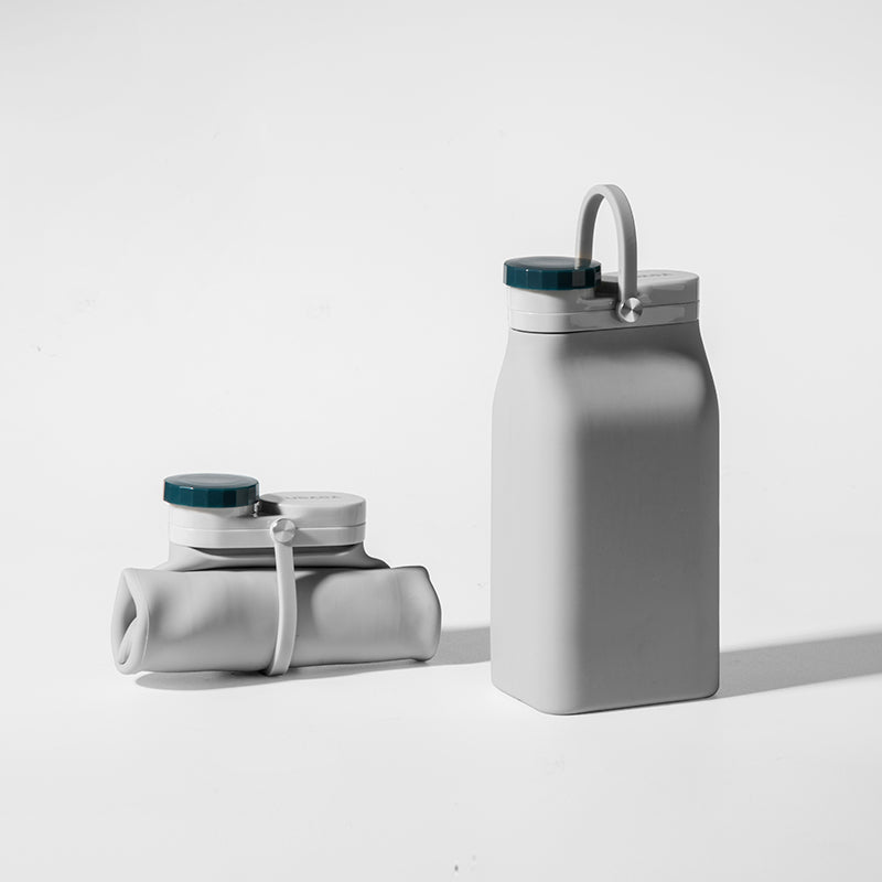 Portable Silicone Water Bottle, with High-Temperature Resistant Design, Easy to Clean, Foldable, Large Capacity and Food Grade Silicone, for Travel, Sports, Camping and More