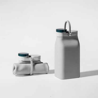 Portable Silicone Water Bottle, with High-Temperature Resistant Design, Easy to Clean, Foldable, Large Capacity and Food Grade Silicone, for Travel, Sports, Camping and More