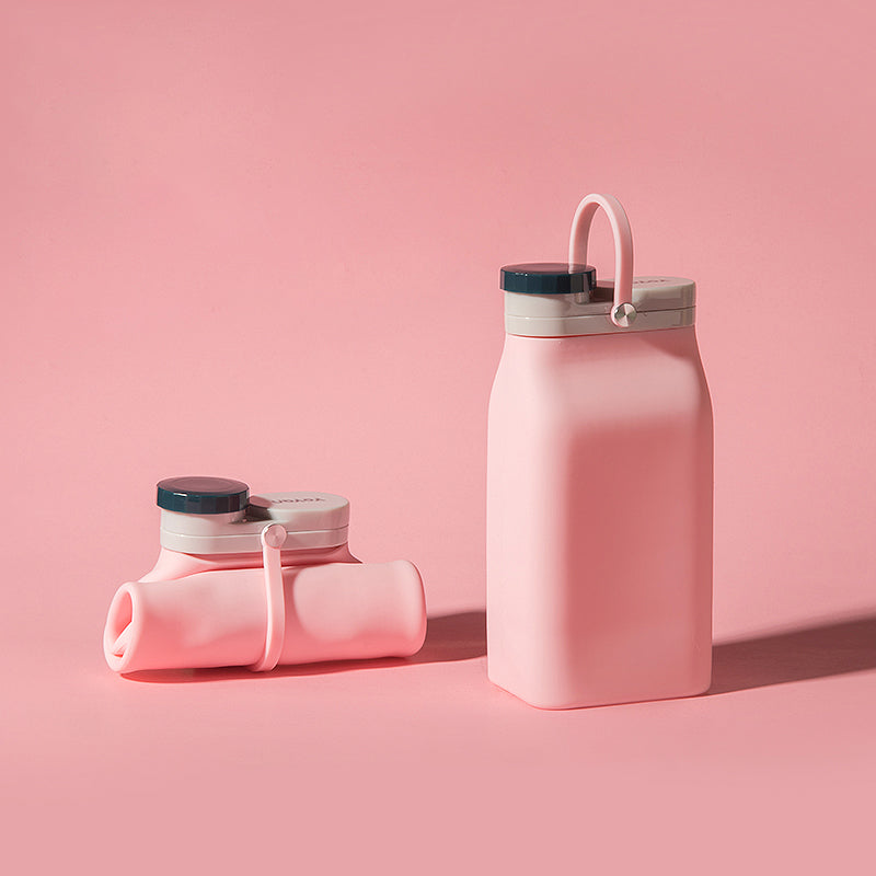 Portable Silicone Water Bottle, with High-Temperature Resistant Design, Easy to Clean, Foldable, Large Capacity and Food Grade Silicone, for Travel, Sports, Camping and More