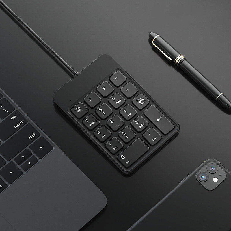 Portable USB Wireless 18 Keys Numeric Keypad for Laptops