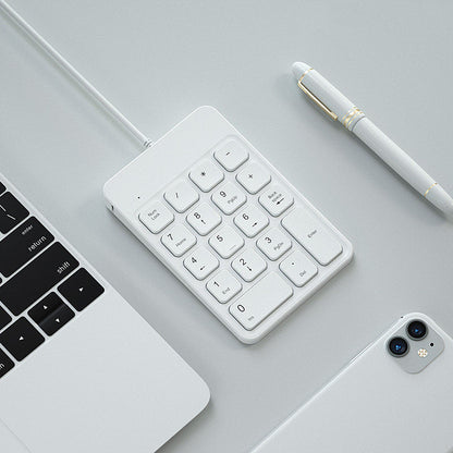 Portable USB Wireless 18 Keys Numeric Keypad for Laptops