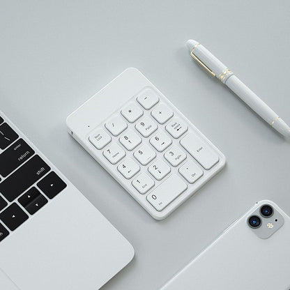 Portable USB Wireless 18 Keys Numeric Keypad for Laptops