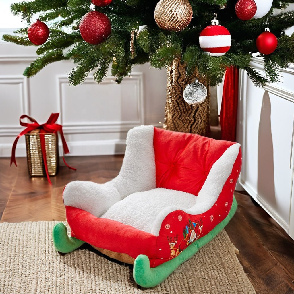Christmas Sleigh Pet Bed – Warm Cloud Nest for Cats & Dogs, the Perfect Winter Retreat for Your Furry Friends