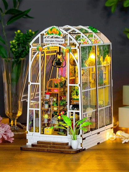 Garden House |  DIY Book Nook Kit