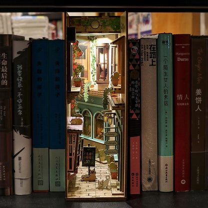 Romantic Island - DIY Book Nook Kit - Bookshelf Insert