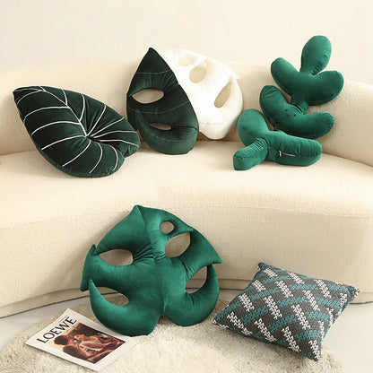 Nordic Green Lifelike Leaf Plushies Pillow