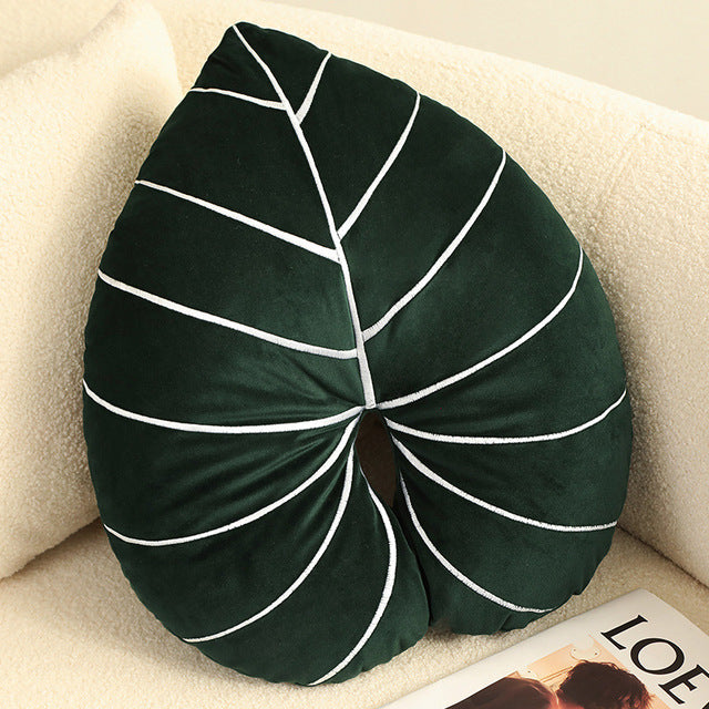 Nordic Green Lifelike Leaf Plushies Pillow