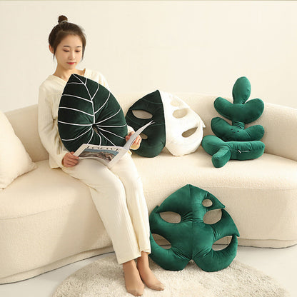 Nordic Green Lifelike Leaf Plushies Pillow
