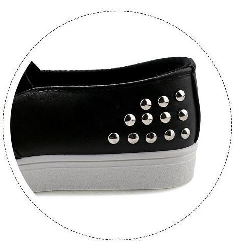 Women Leather Loafers Fashion ballet flats white black Shoes