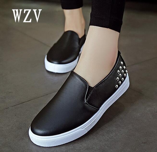Women Leather Loafers Fashion ballet flats white black Shoes
