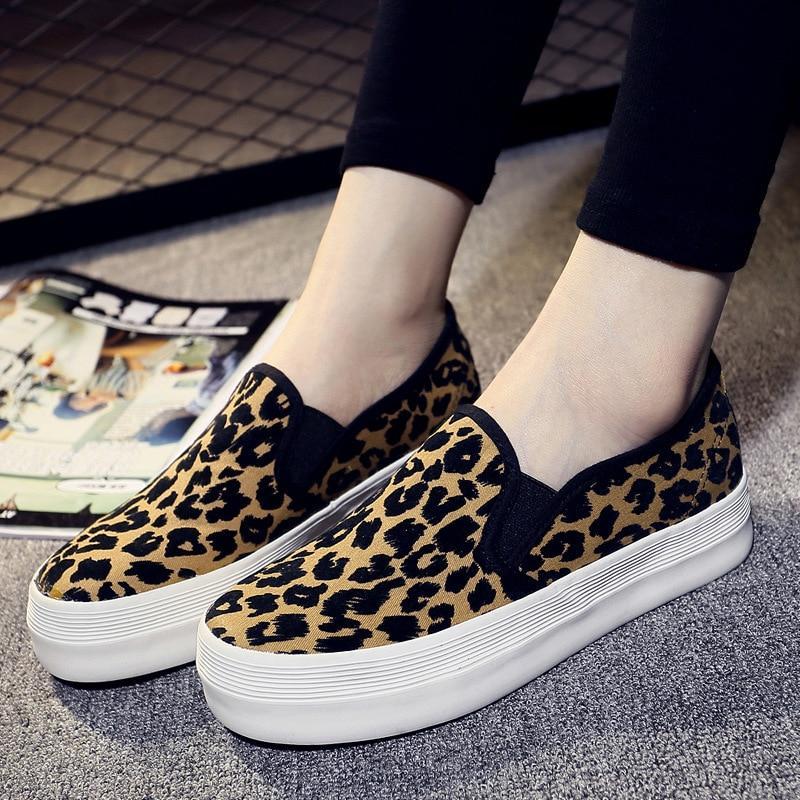 Casual Flat Shoes Women Canvas Slip On Flats Platform Loafers