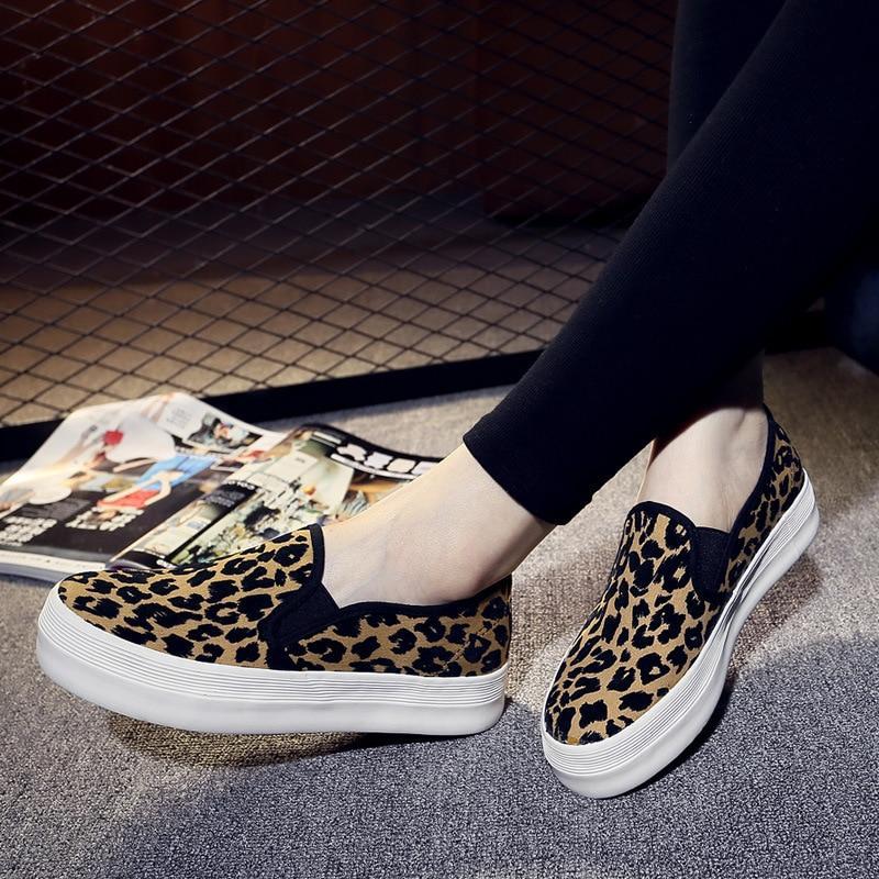 Casual Flat Shoes Women Canvas Slip On Flats Platform Loafers