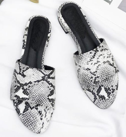 New Women sandals Fashion casual comfortable Woman shoes