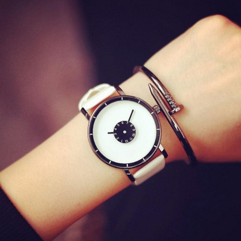 Minimalist Leather Watch  - Good choice for Your a Casual Look