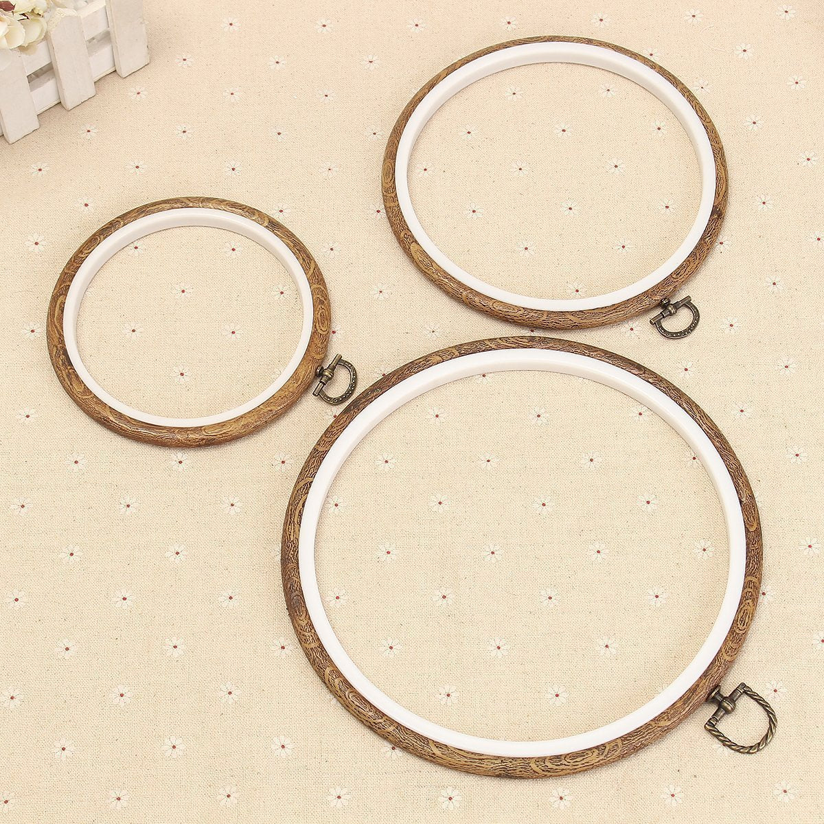 3 Pieces Vintage Embroidery Hoops