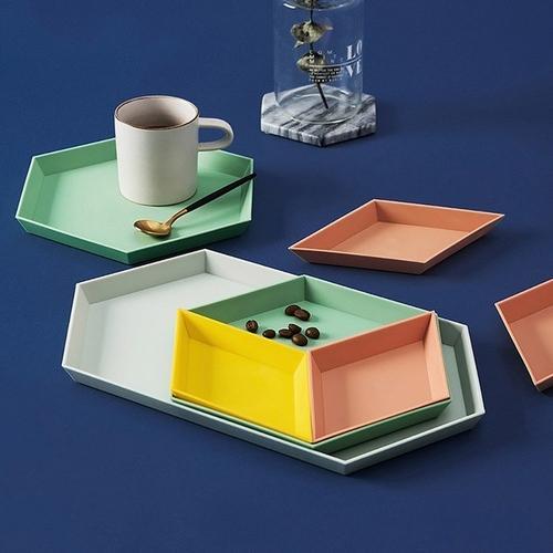Geometric Dish Set