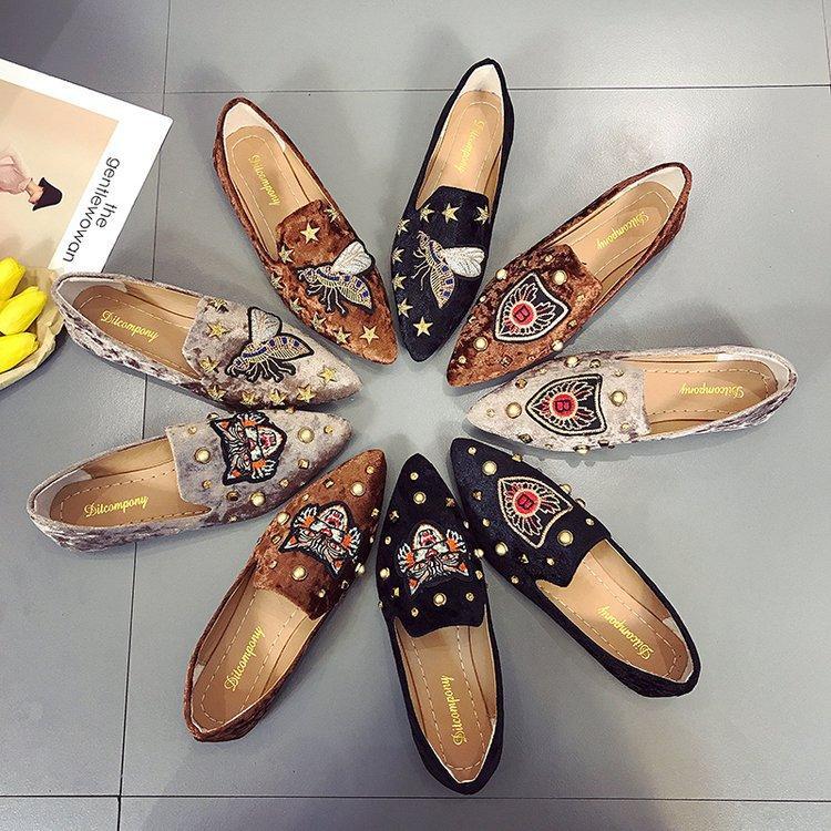 Rivet flat Shoes women Fashion Casual lazy Loafers