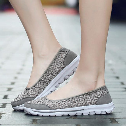 Plus Size New Pierced Lace Women Flats Shoes