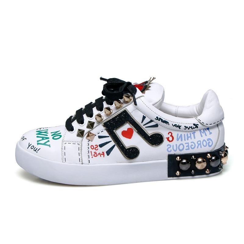 Women Flat Heels Genuine Leather Lace Up Rivets Cow Leather Comfortable Shoes
