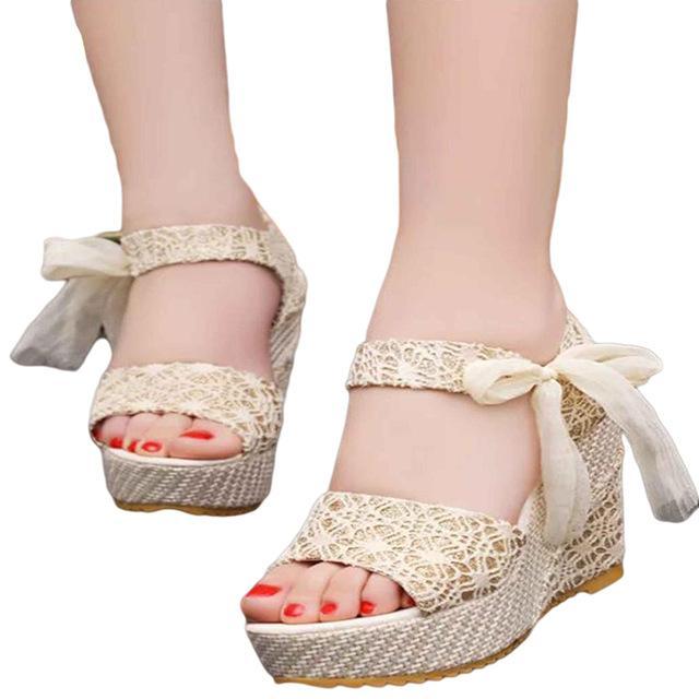 New Sweet Flowers Buckle Open Toe Wedge Sandals