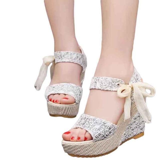 New Sweet Flowers Buckle Open Toe Wedge Sandals