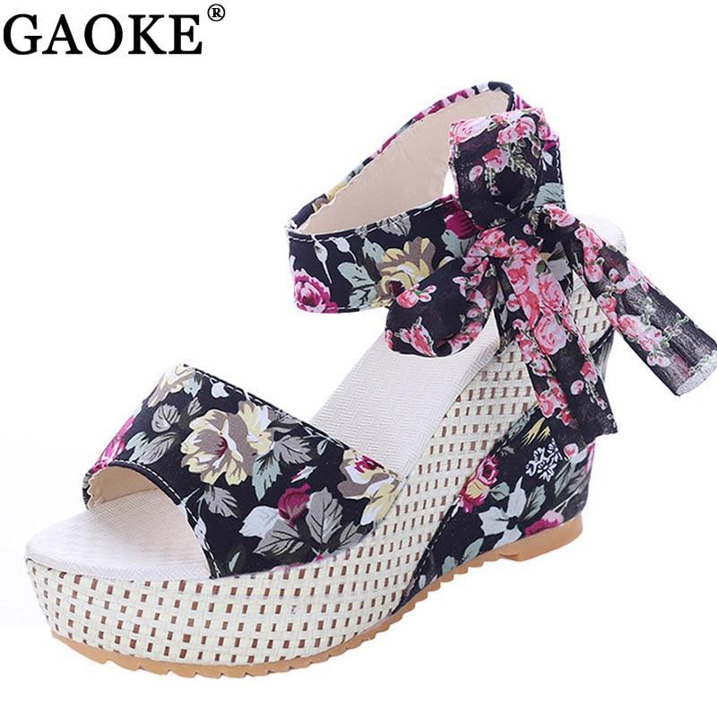 New Sweet Flowers Buckle Open Toe Wedge Sandals