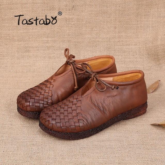 Women Flat Shoes Lace Up Moccasins Mother Soft Genuine Leather Ladies Shoes