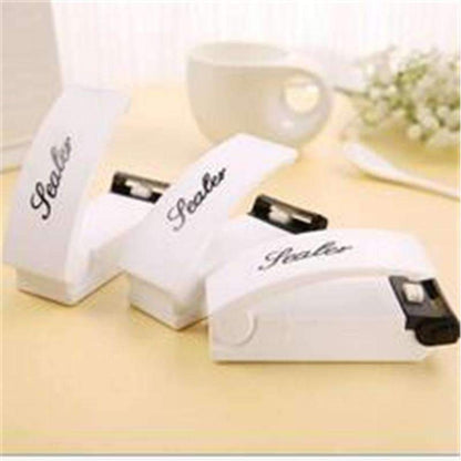 Magic Sealer Plastic Bags - Maintain a sense of food just seconds!