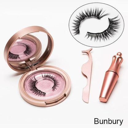 Magnetic Eyelashes + Eyeliner