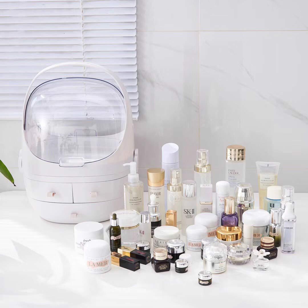 Clamshell Makeup Organizer