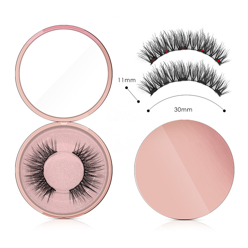 Magnetic Eyelashes + Eyeliner
