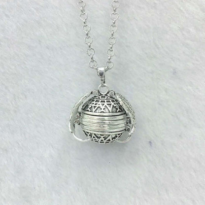 Expanding Angel Wings Necklace