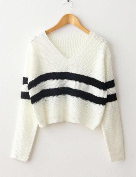 V-neck Crop Top Striped Sweater