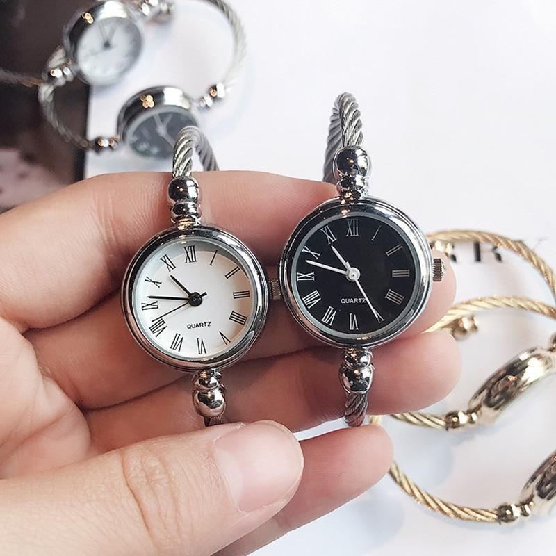 Elegant Retro Style Ladies Wrist Watch