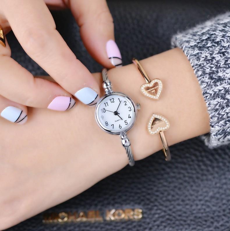 Elegant Retro Style Ladies Wrist Watch