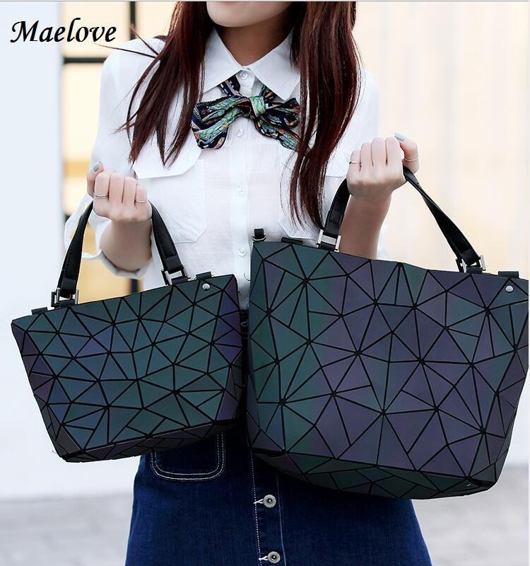 Multiple-Style Glow in Dark Premium Quality Designer Luminous Geometric Shoulder Handbag For Women