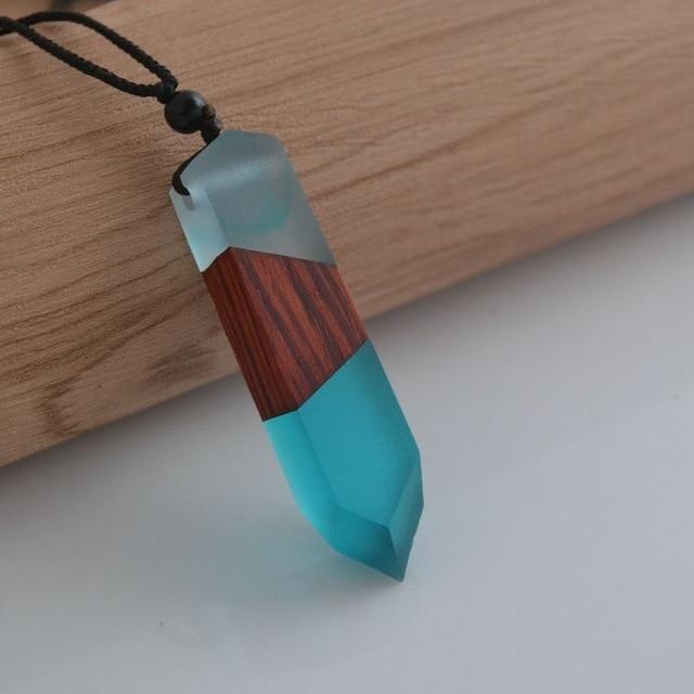 Vintage Resin Wood Necklace