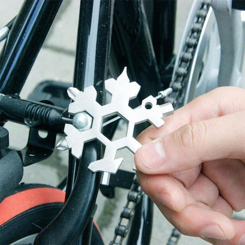 18-in-1 stainless steel snowflakes multi-tool